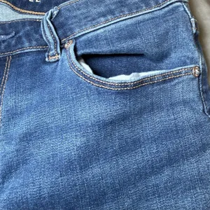 American Eagle Womens Size 12 High-Rise Skinny Kick Jeans Raw Hem Stretch Denim thumbnail 13