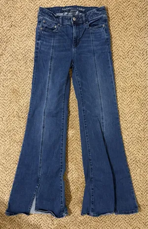 American Eagle Jeans thumbnail 1