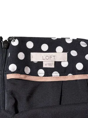 Loft Ann Taylor Black & White Polka Dot Skirt Sz 0 Office Lined Pencil Skirt Classic thumbnail 2
