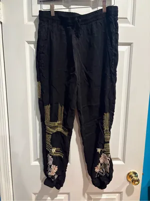 Johnny Was embroidered cupro jogger pants black sz M boho artsy thumbnail 3