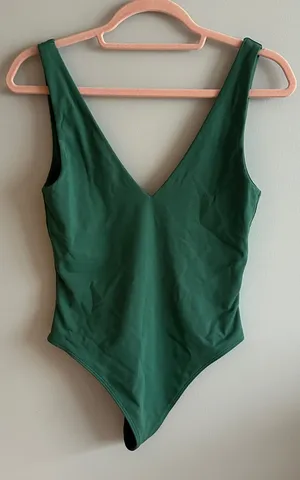 Aritzia Babaton green plunge contour bodysuit thumbnail 1