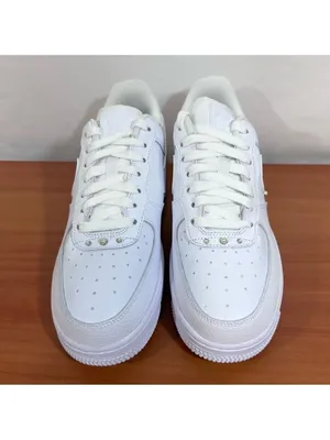 Nike NEW Women's Air Force 1 ‘07 SE Triple White Pearl Shoe Size 8.5 #B1236A thumbnail 5