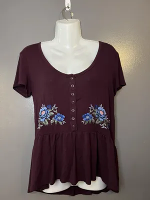 American Eagle Outfitters Shirt Womens XS Purple Embroidered Peplum Scoop Top thumbnail 2