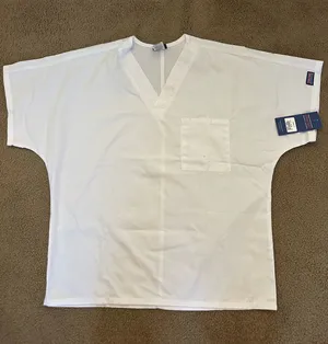 Cherokee White Scrub Top thumbnail 1