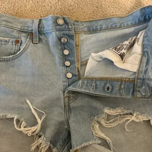 Levi’s Shorts 501 Denim High-Rise thumbnail 2