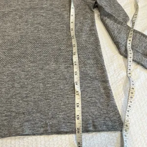 Lululemon swiftly tech long sleeve 2.0 size 4 women thumbnail 3