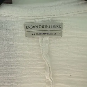 Urban Outfitters Blouse Top Womens Small Cropped White Wrap Short Sleeve thumbnail 7