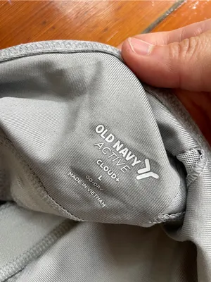 NWT Old Navy Active Cloud + Strappy Athletic Dress Shorts Bra Gray Sz L 🧡🎀 thumbnail 10