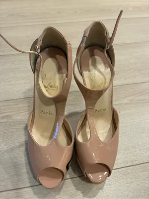 Christian Louboutin Jilopa Patent Leather Nude Stiletto Heel Size 36.5/6.5 FLAW thumbnail 4