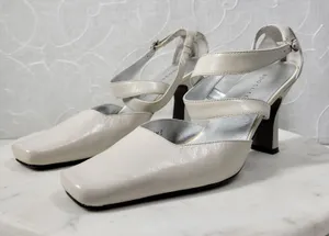 Apostrophe Cate Heels Womens 7.5 White Leather Square Toe Bridal‎ Wedding Party thumbnail 1