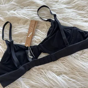 Skims Cotton Jersey T-Shirt Bra Soot Size 34A thumbnail 6
