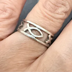 Vintage 925 Sterling Silver Ichthus Jesus Fish Eternity Band Ring Size 6.5 thumbnail 5
