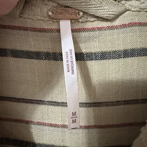 Free People Size Medium‎ Beige Button Up Tunic Shirt Midi Dress Textured Pockets thumbnail 5
