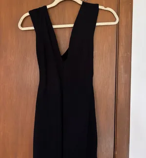 Windsor Black dress thumbnail 2