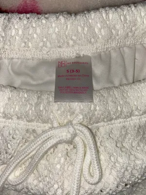White Shorts thumbnail 4