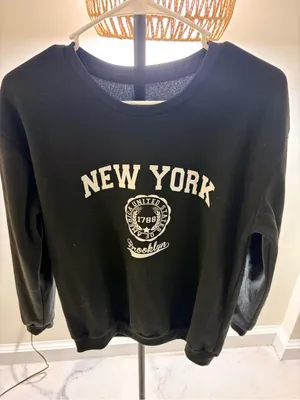 SHEIN Black New York Brooklyn Graphic Crewneck Sweatshirt thumbnail 1