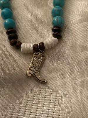 16” Necklace Cowboy Boot Pendant Faux Turquoise Black & White Beads Western thumbnail 4
