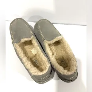 UGG Ansley Slippers Womens 8 Gray Suede Shearling Lined Moccasin thumbnail 8