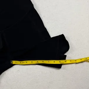 Quince Ultra-Form Maternity Pocket Bike Shorts 9” Black Size L Lot of 2 thumbnail 7