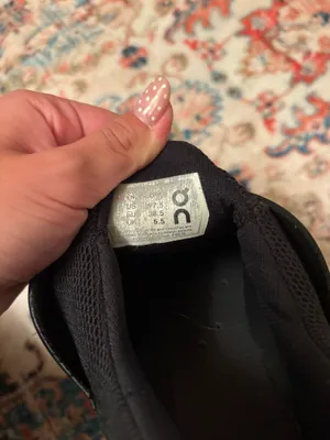 Black On Cloud Running Shoes thumbnail 4