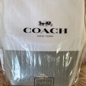 NWT Coach Brown Shoulder Bag with Timeless Elegance thumbnail 9