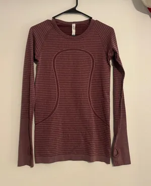 Lululemon Long Sleeve Swiftly Tech thumbnail 1