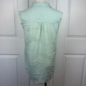 Columbia mint green sleeveless button up thumbnail 2