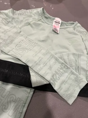 Gymshark mint workout set thumbnail 9