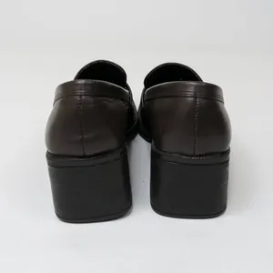 Vintage 90s Mootsies Tootsies Canteen Brown Leather Heeled Loafers thumbnail 7