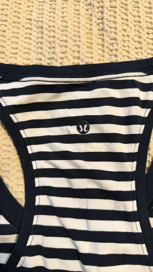Lululemon Love Tank thumbnail 3