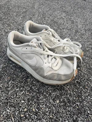 Nike Air Max White Gray Gum Sneakers Women’s Size 8 thumbnail 2
