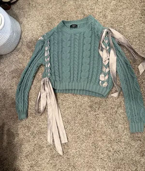 VICI Sweater thumbnail 1