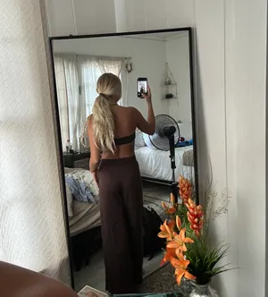 Brown Sweatpants  thumbnail 3