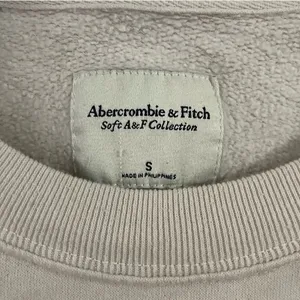Abercrombie & Fitch Charlotte Hornets Graphic Sunday Crew Pullover Women's: S Soft A&F thumbnail 4