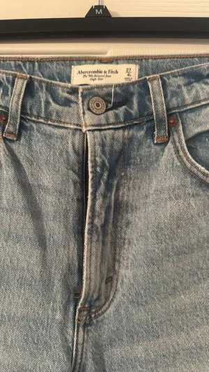 Abercrombie 90s Relaxed Jeans High Rise thumbnail 3