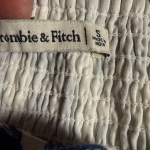 Abercrombie & Fitch Blue Floral Linen Blend Smocked Crop Top Womens Small Toile thumbnail 7
