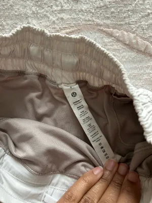 Lululemon Hotty Hot Shorts 4" thumbnail 2