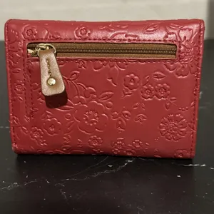 Stone Mountain Red Floral Embossed Trifold Wallet with ID Window and Coin Pocket thumbnail 2