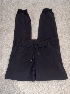 Lululemon On The Fly Joggers thumbnail 4