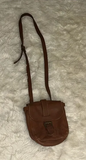 Vintage Leather & Co Classic Brown Leather Satchel thumbnail 1