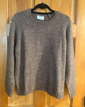 Old navy brown crew neck sweater size medium. thumbnail 1
