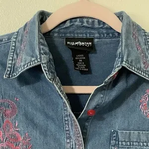 Vintage 90s Western Cottagecore Grandmacore Pink Embroidered Denim Blouse Medium thumbnail 11