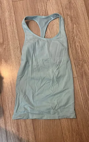 Lululemon Tank thumbnail 1