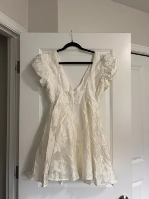 New Showpo Brailey Mini Dress Puff Sleeve Fit and Flare Dress - Small MSRP $119 thumbnail 7