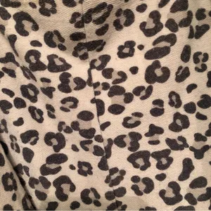 Bini Cheetah Print Strappy Off Shoulder Knit‎ Top Grey Medium thumbnail 6