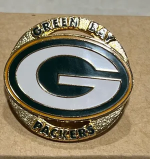 National Football League Vintage Green Bay Packers Vest Hat Lapel Pin Football Shield Round Badge thumbnail 2