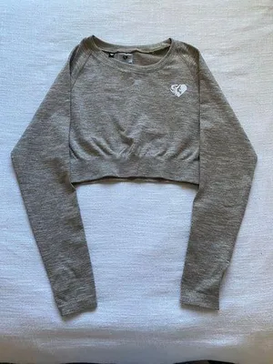 Women's Best seamless long sleeve crop top thumbnail 2