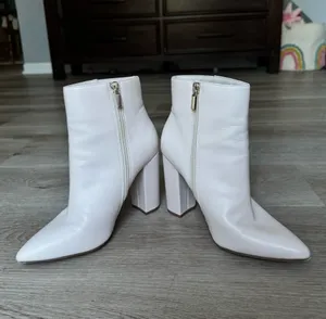 Woman’s Off White Pointed Toe Block Heel Ankle Boots thumbnail 2
