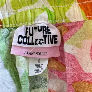 Future Collective Alani Noelle Tropical Floral Linen Blend Shorts Multi Color Sm thumbnail 6