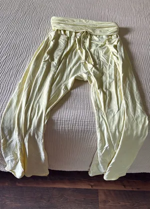 Free People thumbnail 1